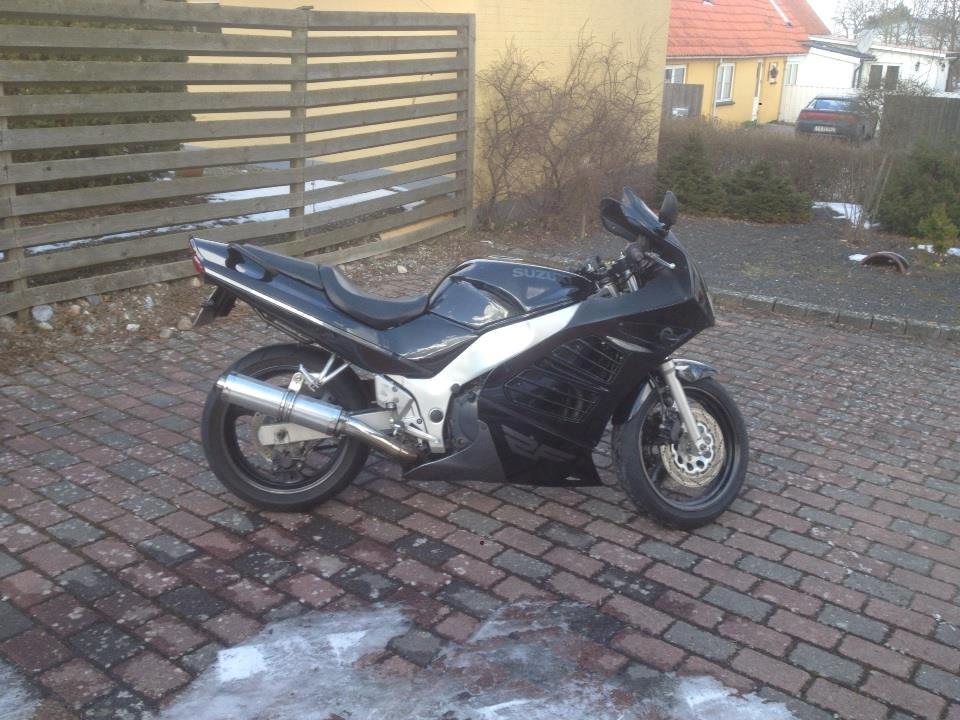 Suzuki RF600RR (937) TIL §ALG - Omlakeret!.. Så må det godt blive forår! billede 20