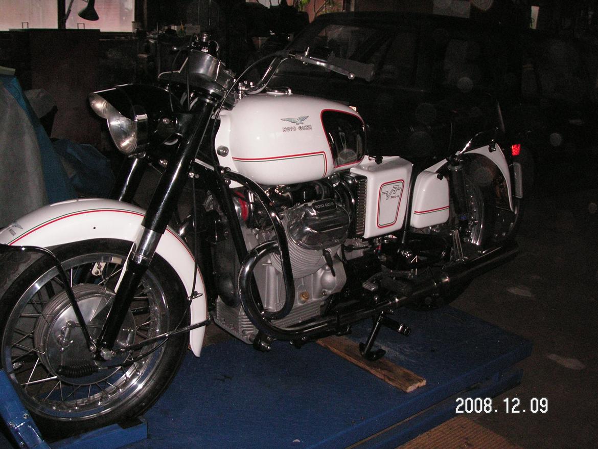 Moto Guzzi v 7 billede 5