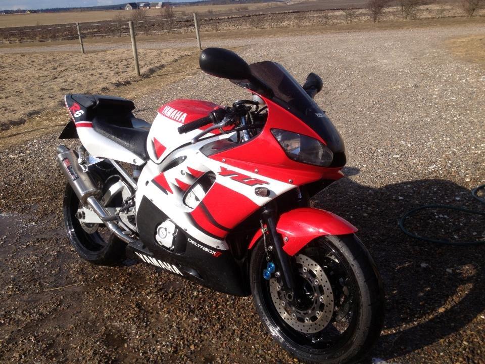 Yamaha yzf R6 billede 16