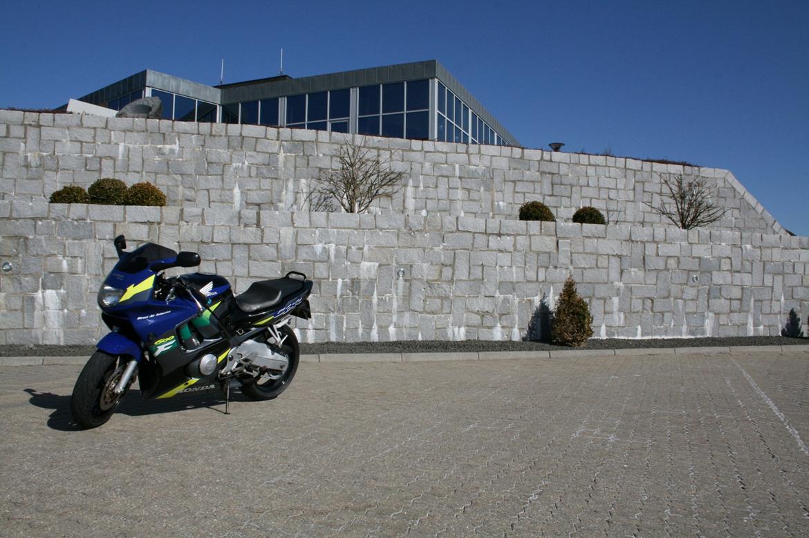 Honda CBR 600 F3 billede 1