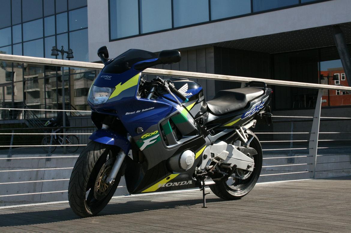 Honda CBR 600 F3 billede 8