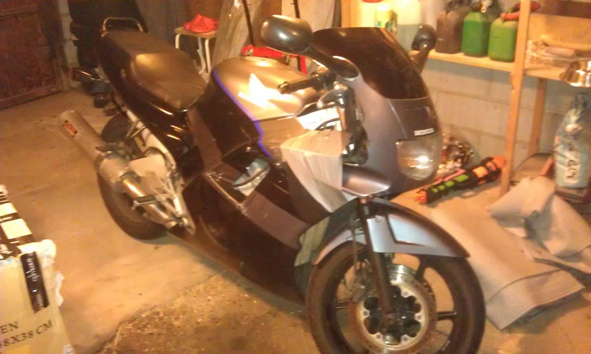 Honda Cbr 600 F2 PC25 - Sådan så den ud ved købet billede 2