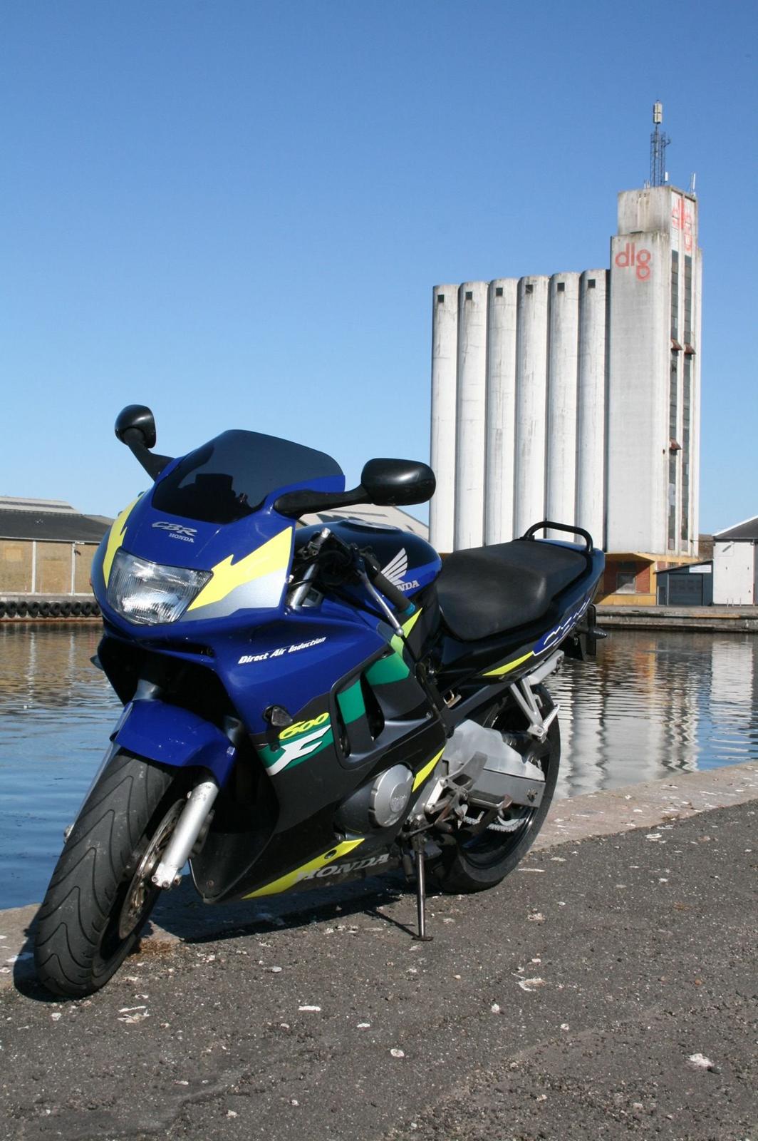 Honda CBR 600 F3 billede 17