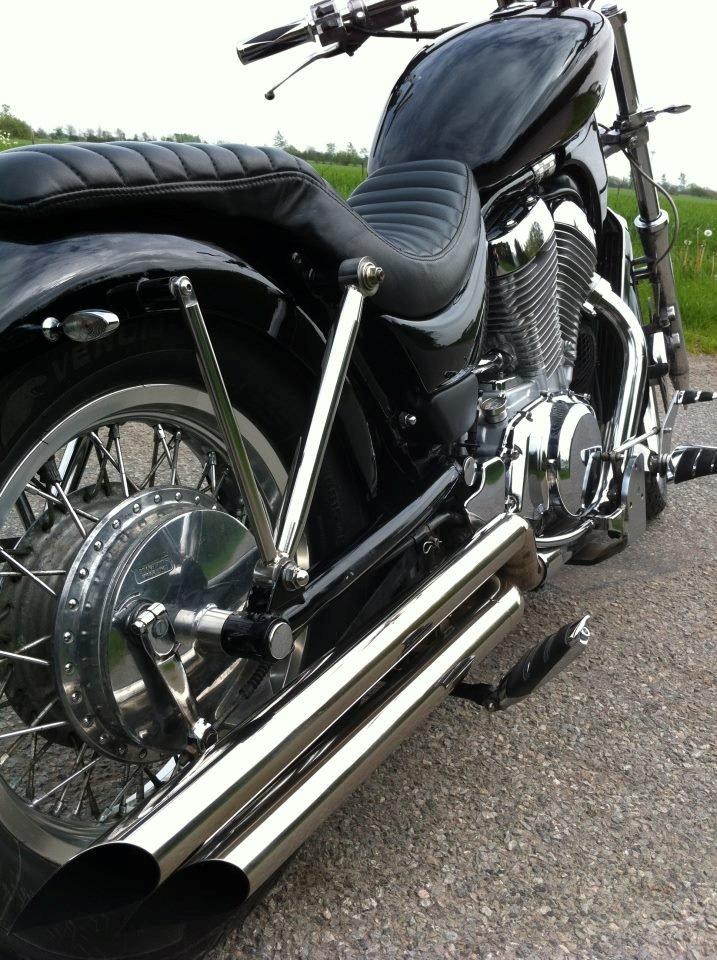 Suzuki Intruder VS800 billede 3