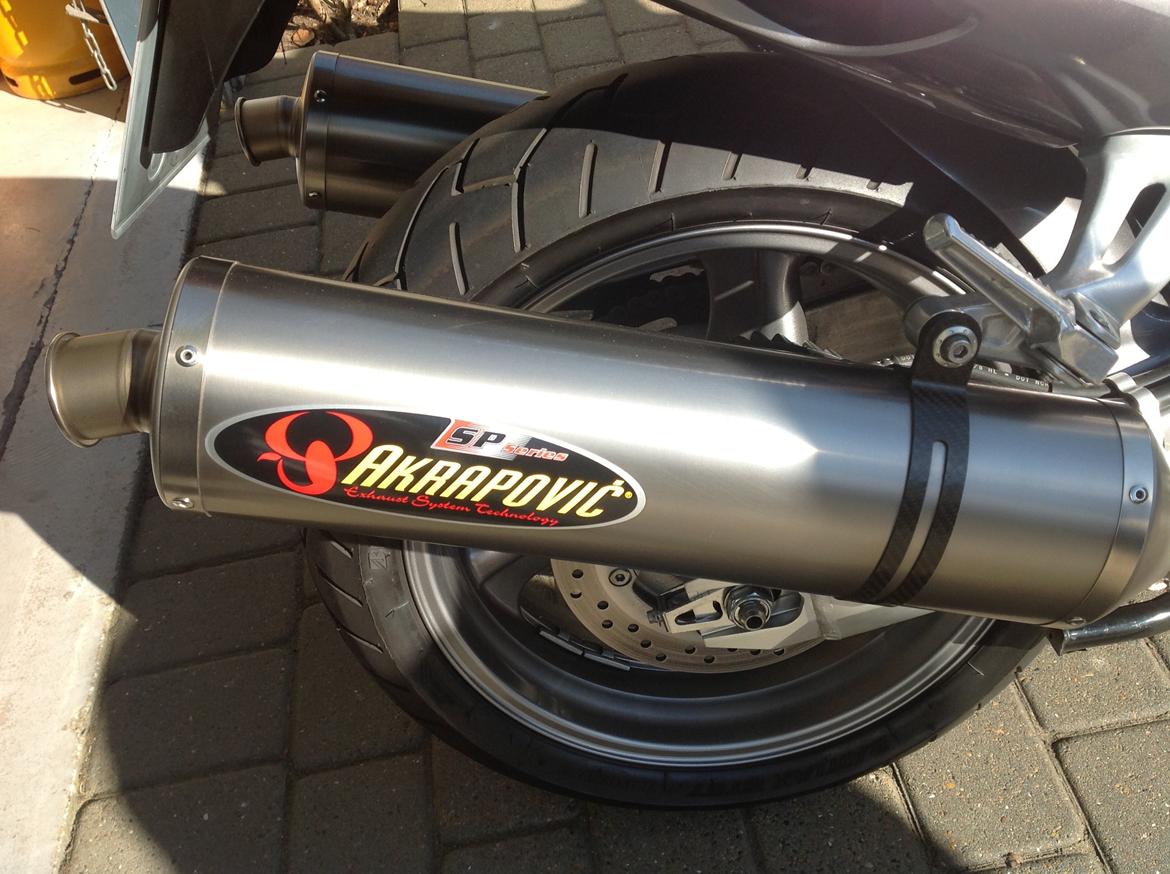 Honda CBR 1100 xx Blackbird billede 3