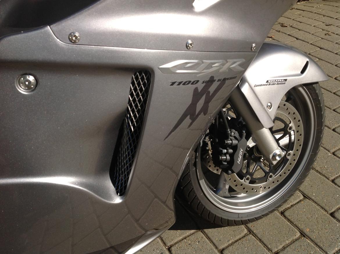 Honda CBR 1100 xx Blackbird billede 8
