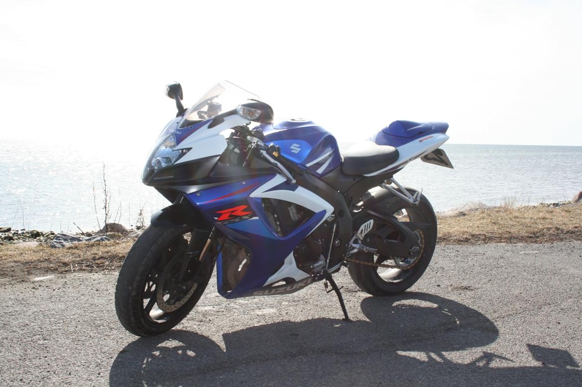 Suzuki GSXR 750 k7 billede 4