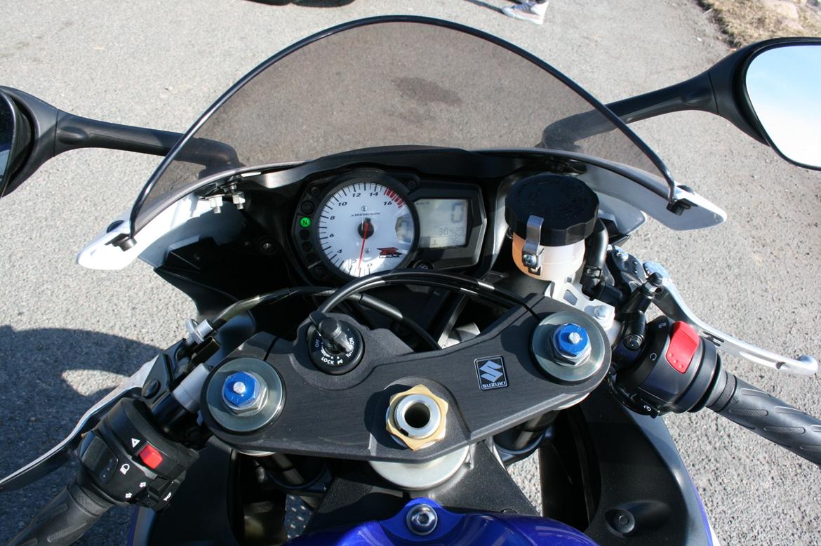 Suzuki GSXR 750 k7 billede 13