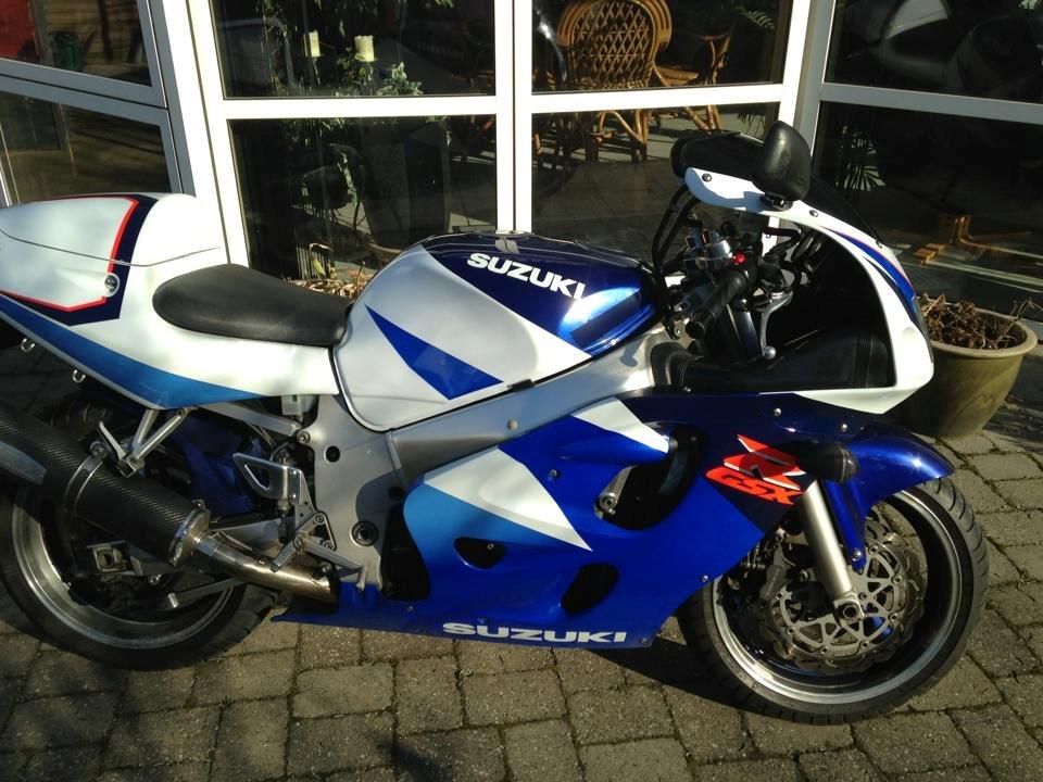 Suzuki gsxr 600 srad billede 1