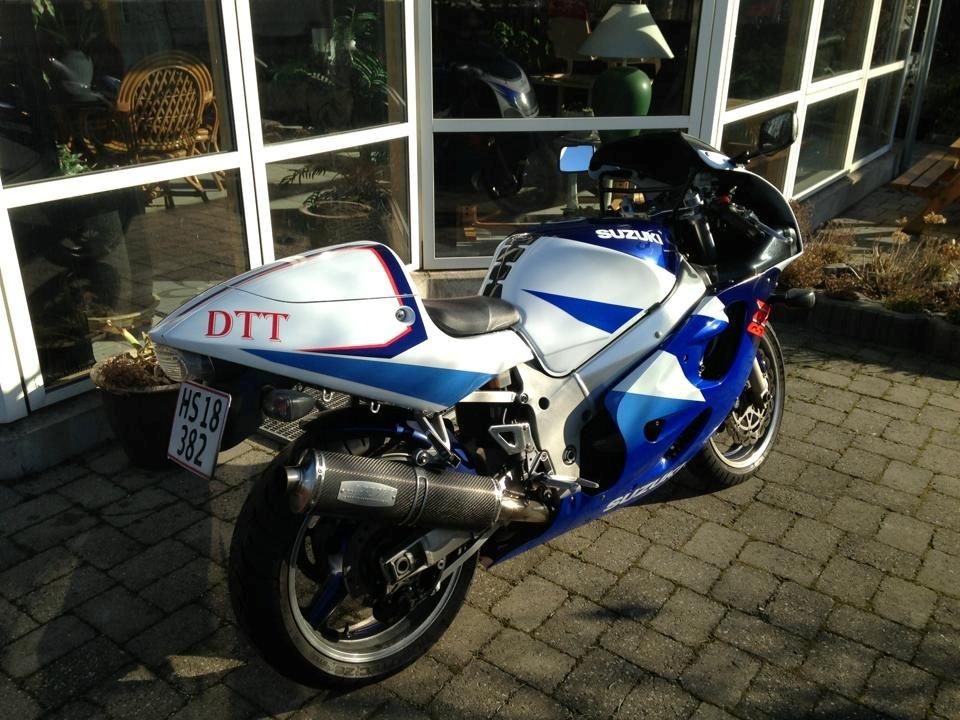 Suzuki gsxr 600 srad billede 3