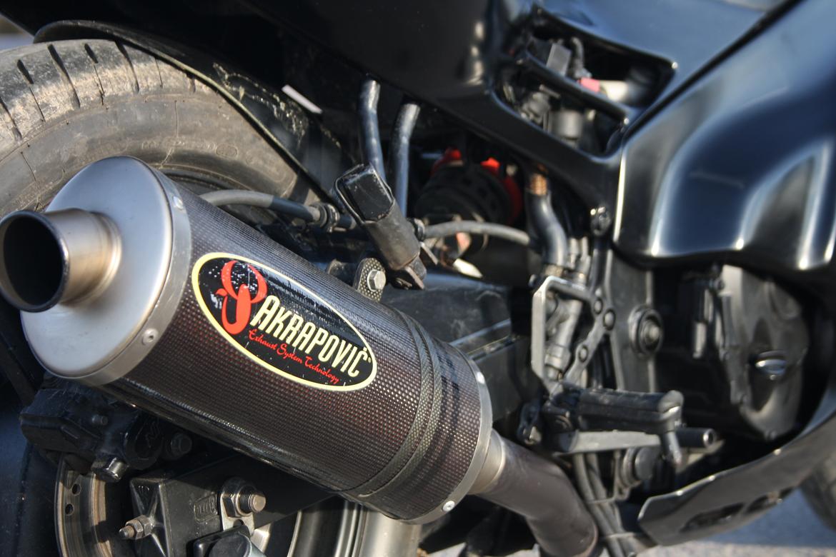 Honda CBR 600F PC 19/25 Black Pearl Edition billede 10