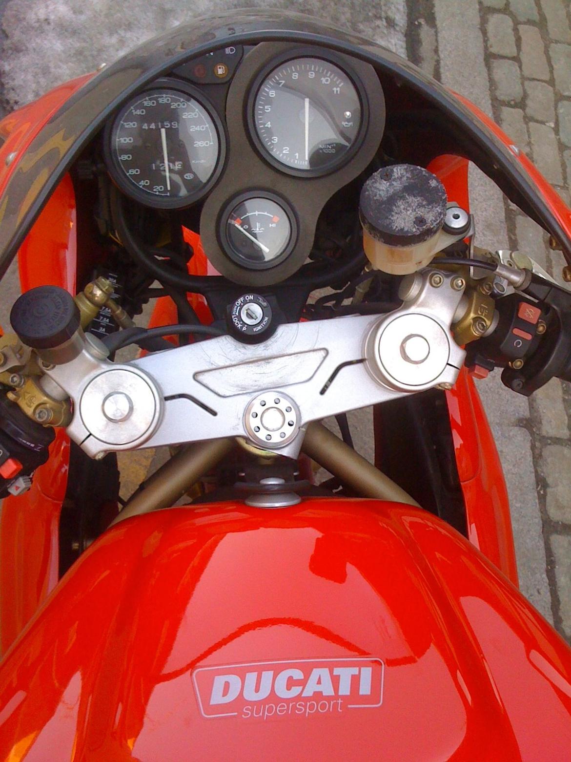 Ducati 750 Super Sport billede 2