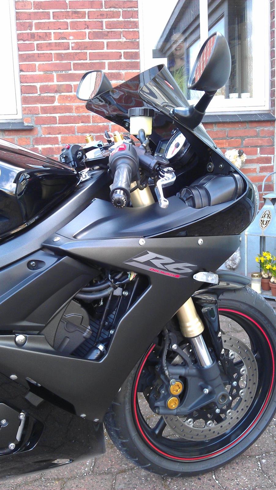 Yamaha YZF R6 billede 13