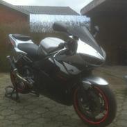 Yamaha R6 limited edition 