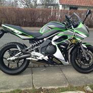 Kawasaki ER-6F Rockstar Edition