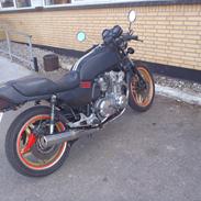 Honda 750 f2