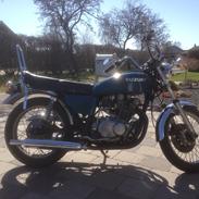 Suzuki GS 400