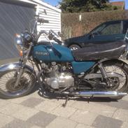 Suzuki GS 400
