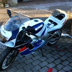 Suzuki GSX-R 750 SRAD