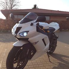 Kawasaki zx6r (solgt)
