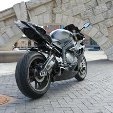 BMW S1000RR