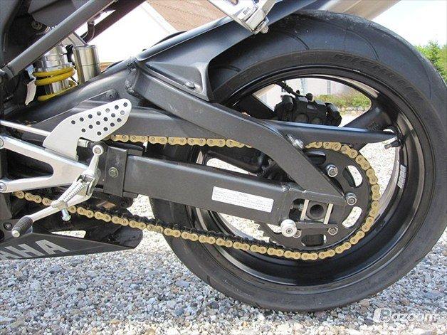 Yamaha YZF-R1 [RN09] - SOLGT billede 1