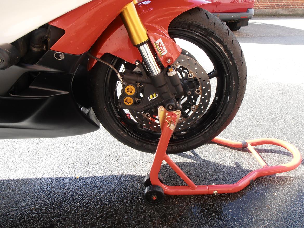 Yamaha R6 Superstock billede 5