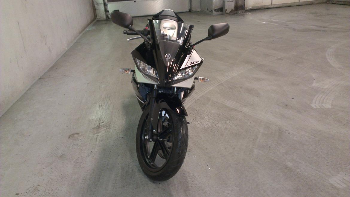 Yamaha Yzf R-125 billede 8