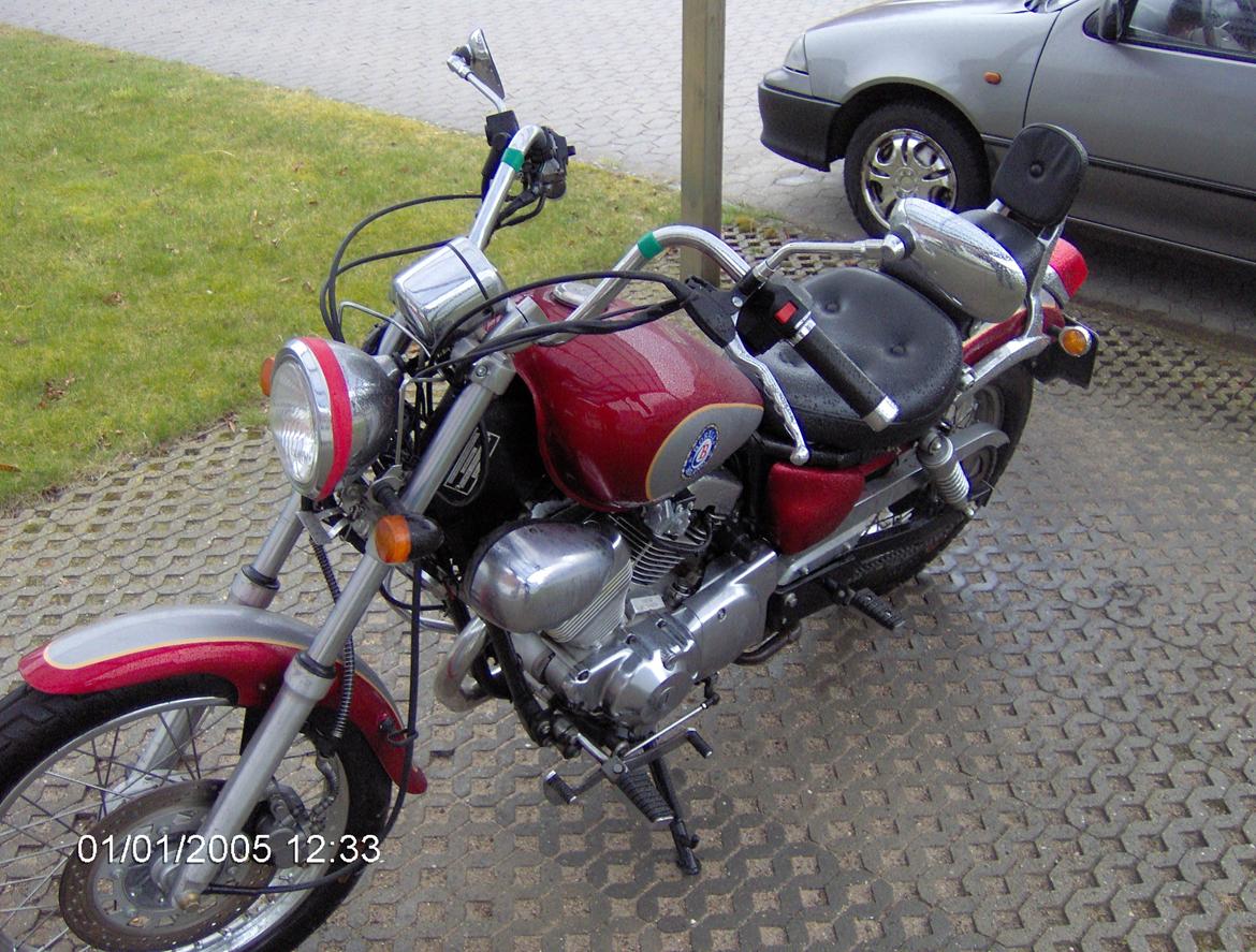 Ledow Borelli CXM 250 billede 1