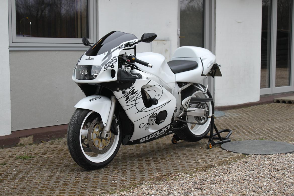 Suzuki GSXR 600 SRAD Solgt billede 1