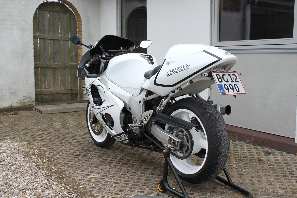 Suzuki GSXR 600 SRAD Solgt billede 6