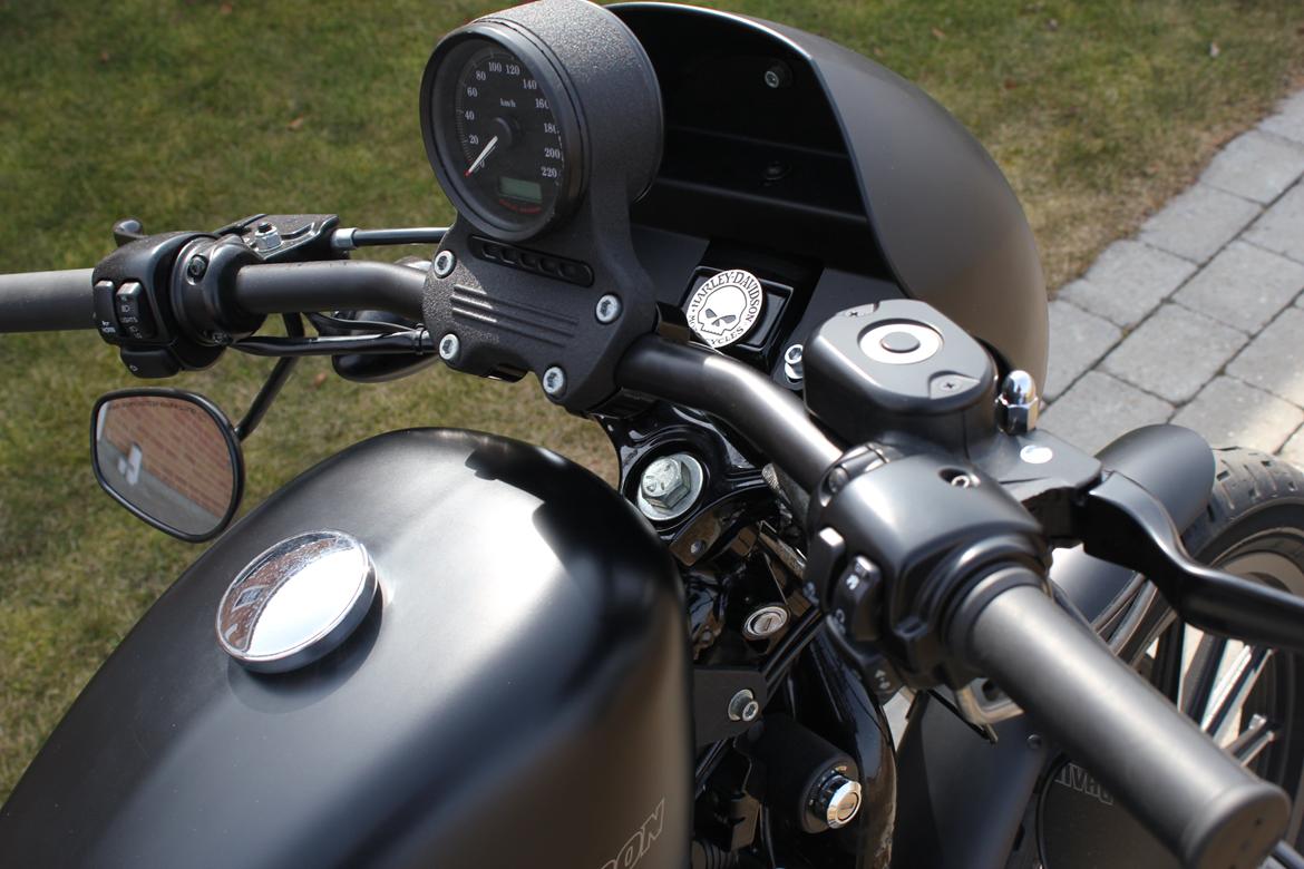 Harley Davidson Sportster XL883N IRON billede 3