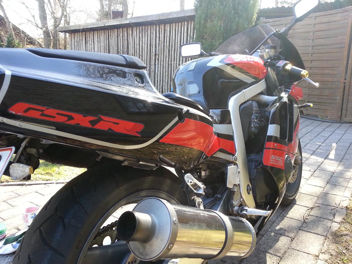 Suzuki gsxr 400 gk76a billede 6