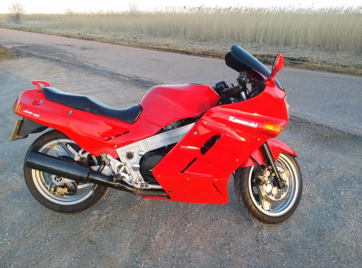 Kawasaki ZX10 billede 4