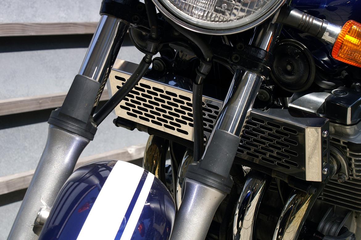 Yamaha XJR 1300 - radiator-cover i blank rustfritstål billede 4