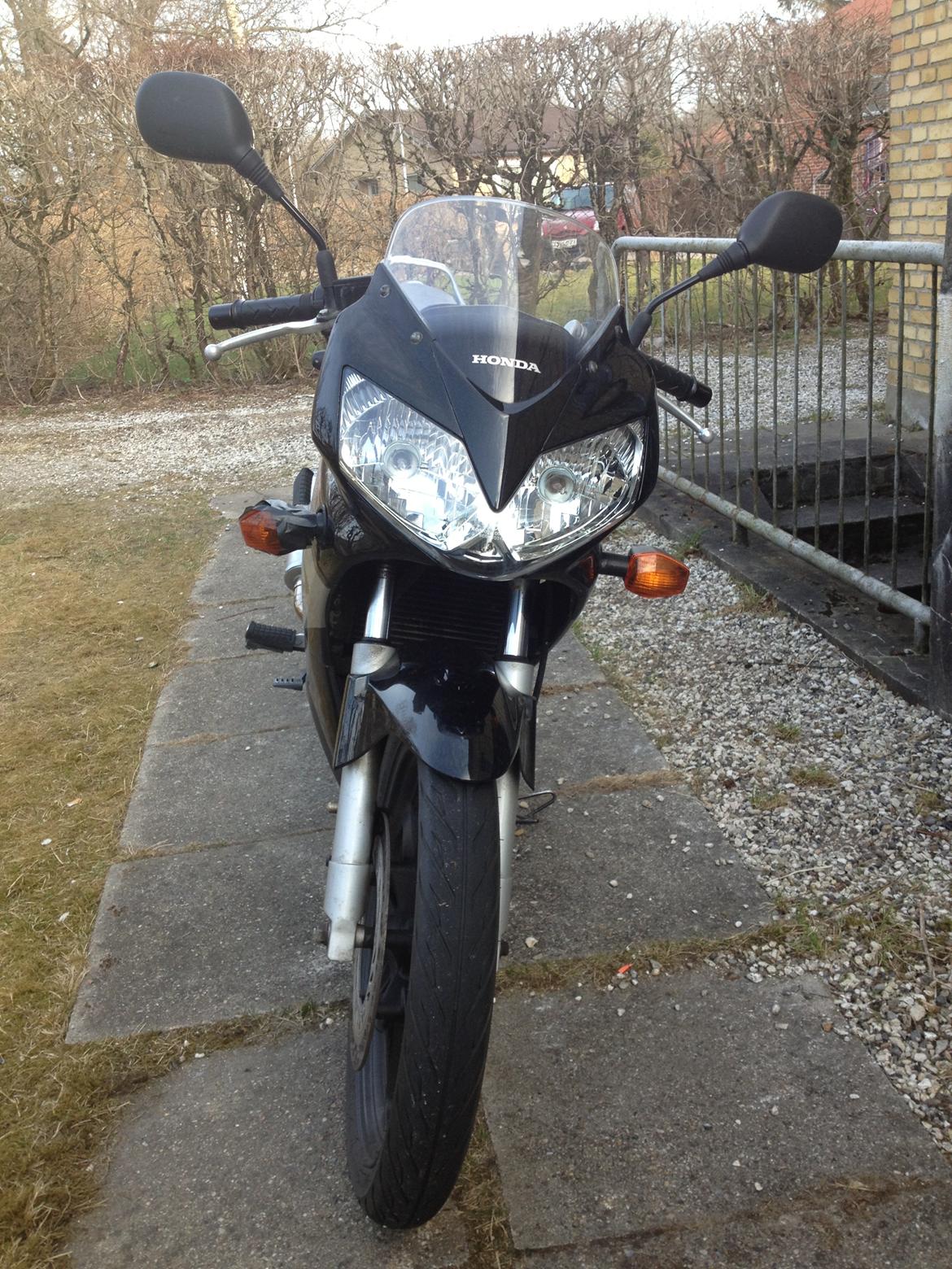 Honda CBR 125 r billede 6