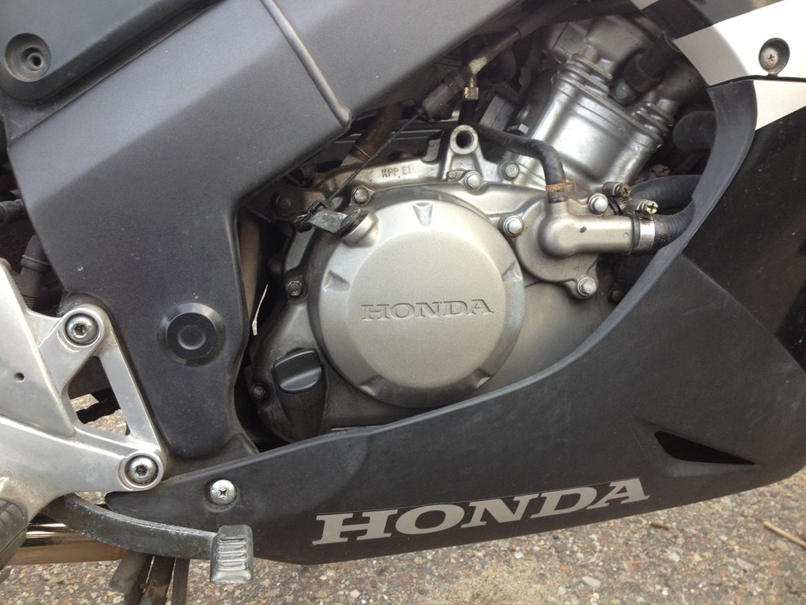 Honda CBR 125 r billede 11