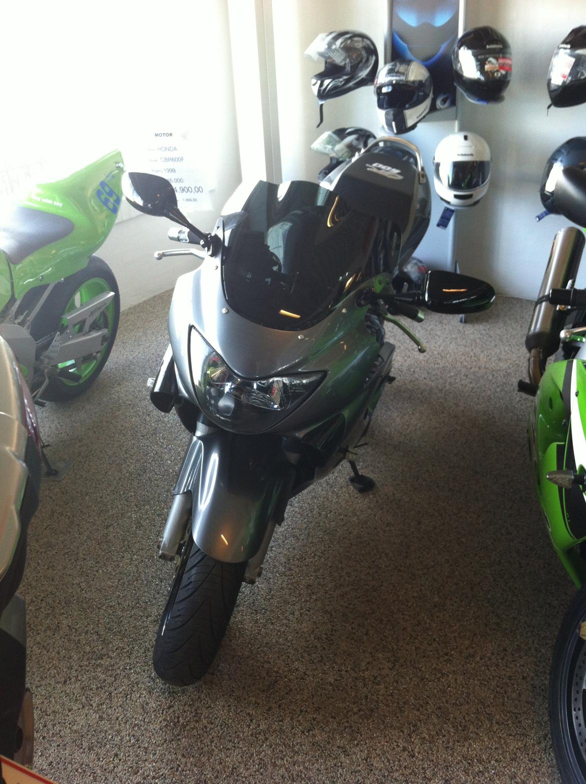 Honda CBR 600F billede 1