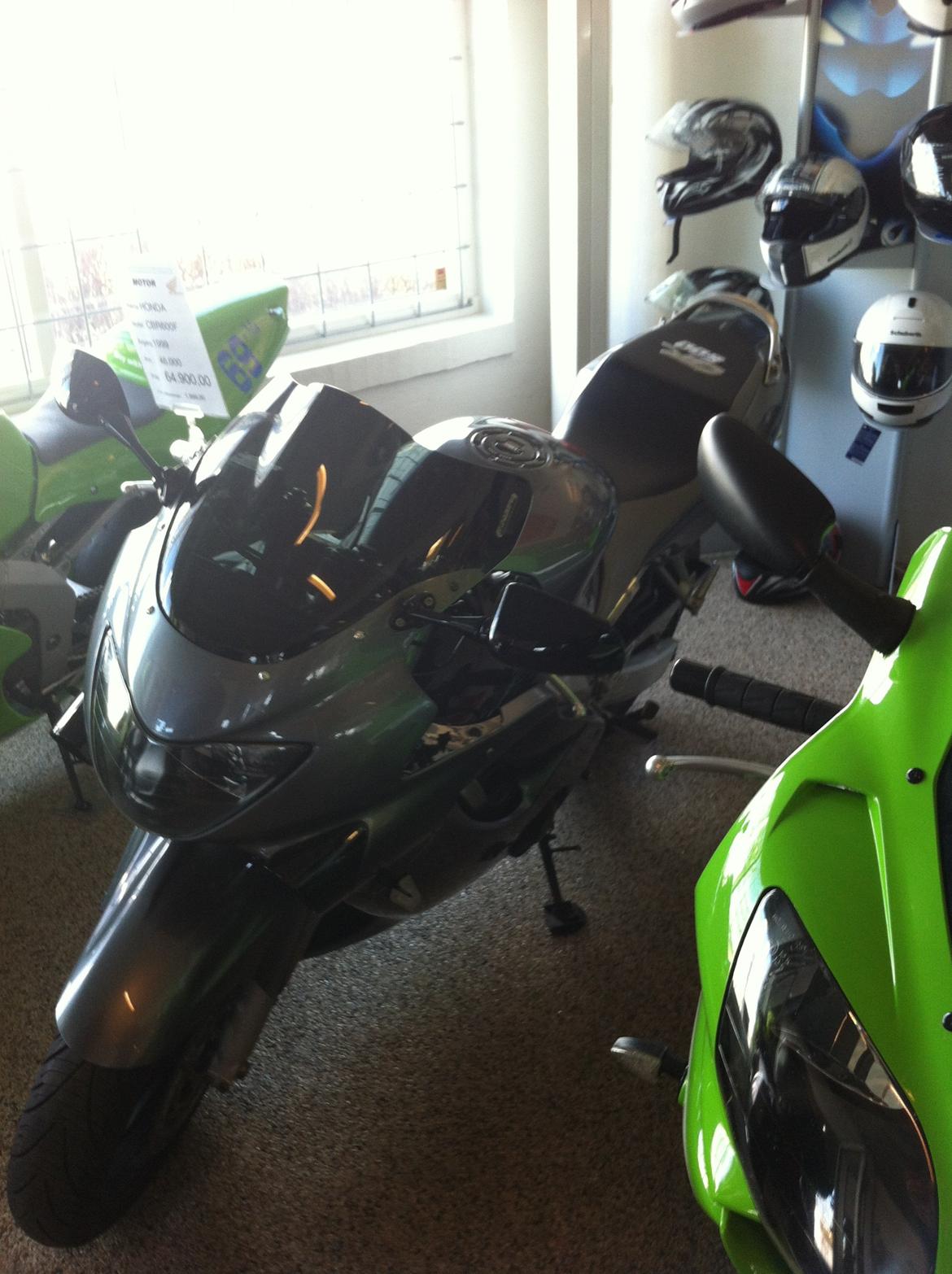 Honda CBR 600F billede 2