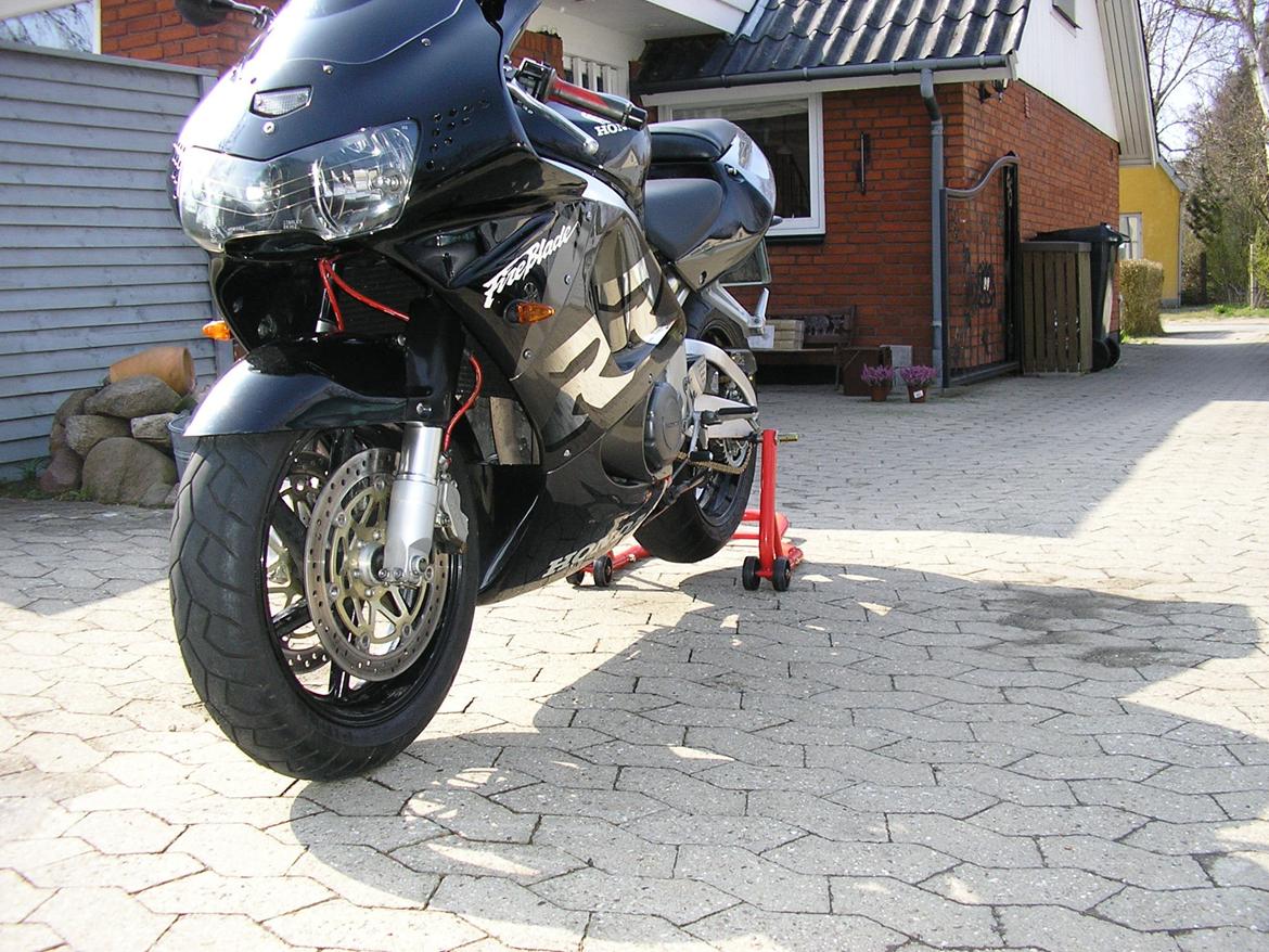 Honda CBR 900 RR Fireblade billede 8