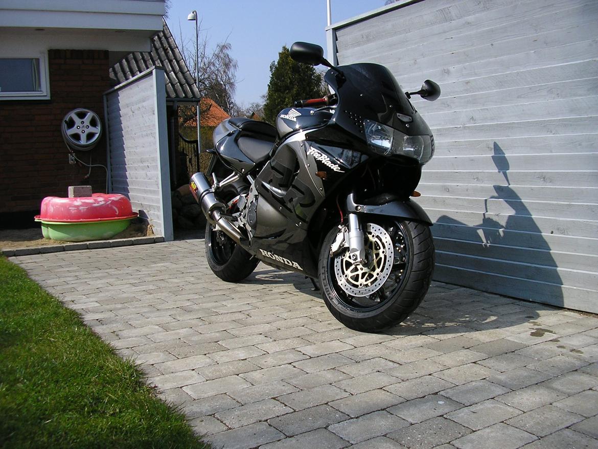 Honda CBR 900 RR Fireblade billede 11