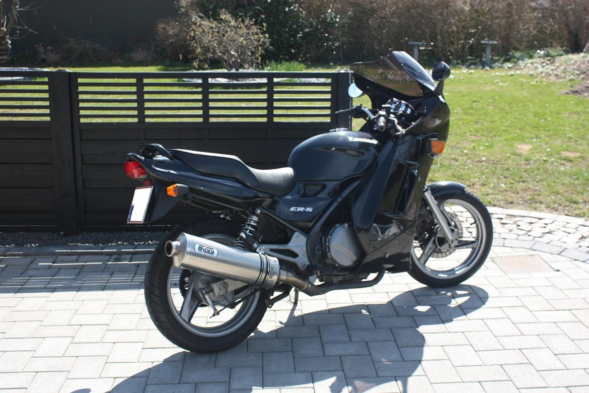 Kawasaki ER 5 billede 8