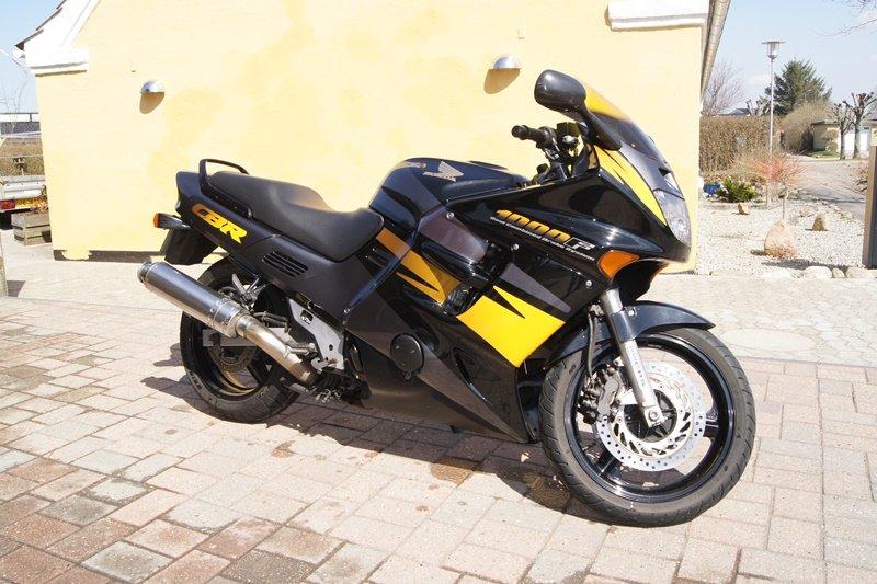 Honda CBR 1000 billede 1