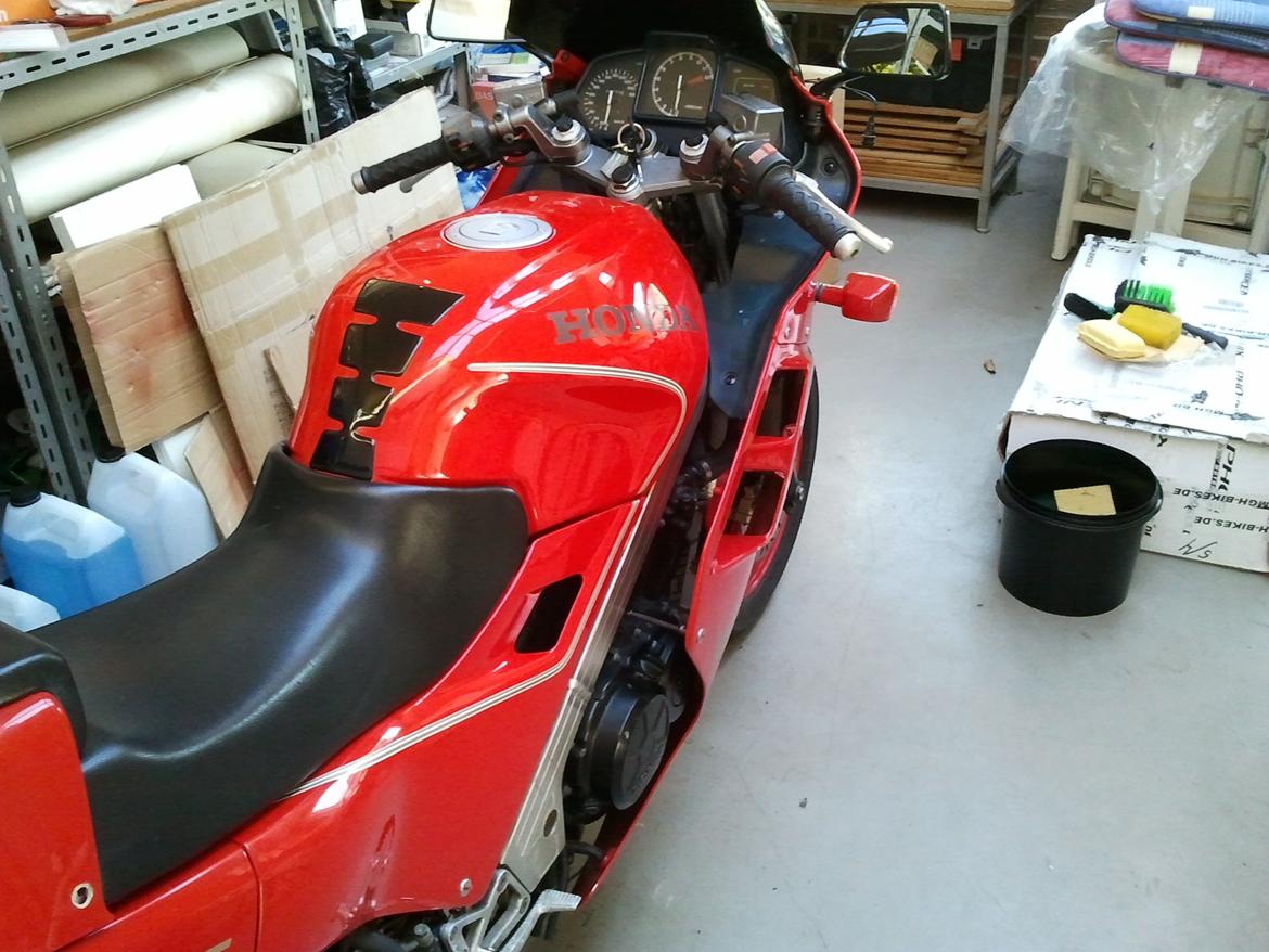 Honda vfr 750 f (solgt) billede 6