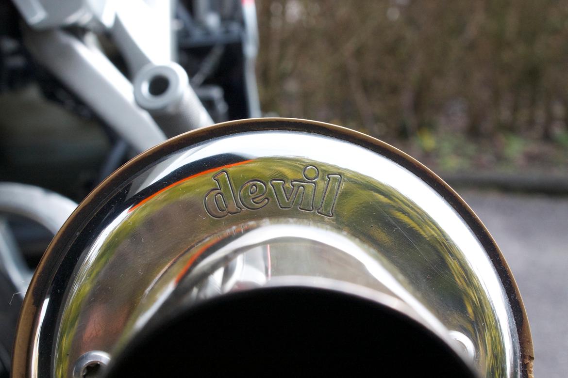 Honda CBR 900 RR FireBlade SC28 - Devil Bolt-on potte i carbon. billede 10