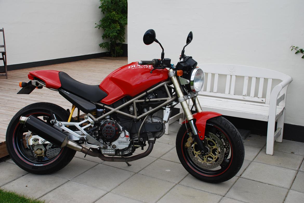 Ducati Monster 900 billede 7