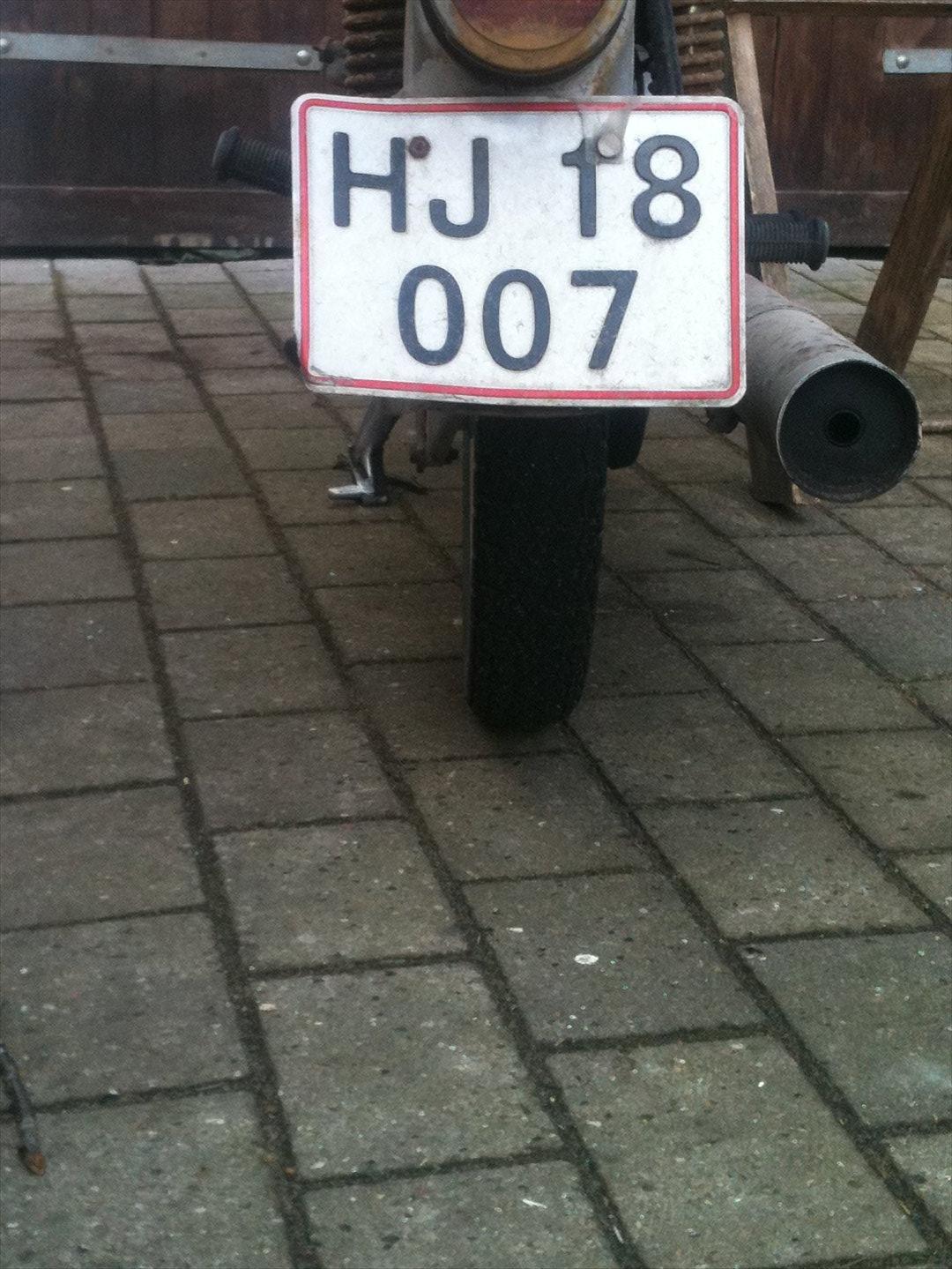 MZ ES 150/1 - Baghjulet er flyttet 3½cm til siden, stellet er bøjet på midten billede 12