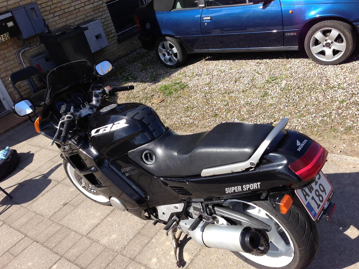 Honda CBR 1000f billede 1