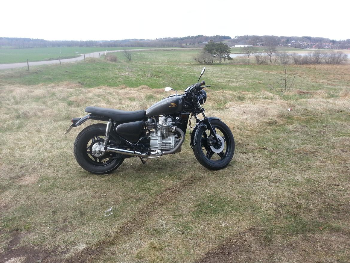 Honda CX 500 Custom "solgt" - Billeder taget ved Klejtrup sø. billede 2