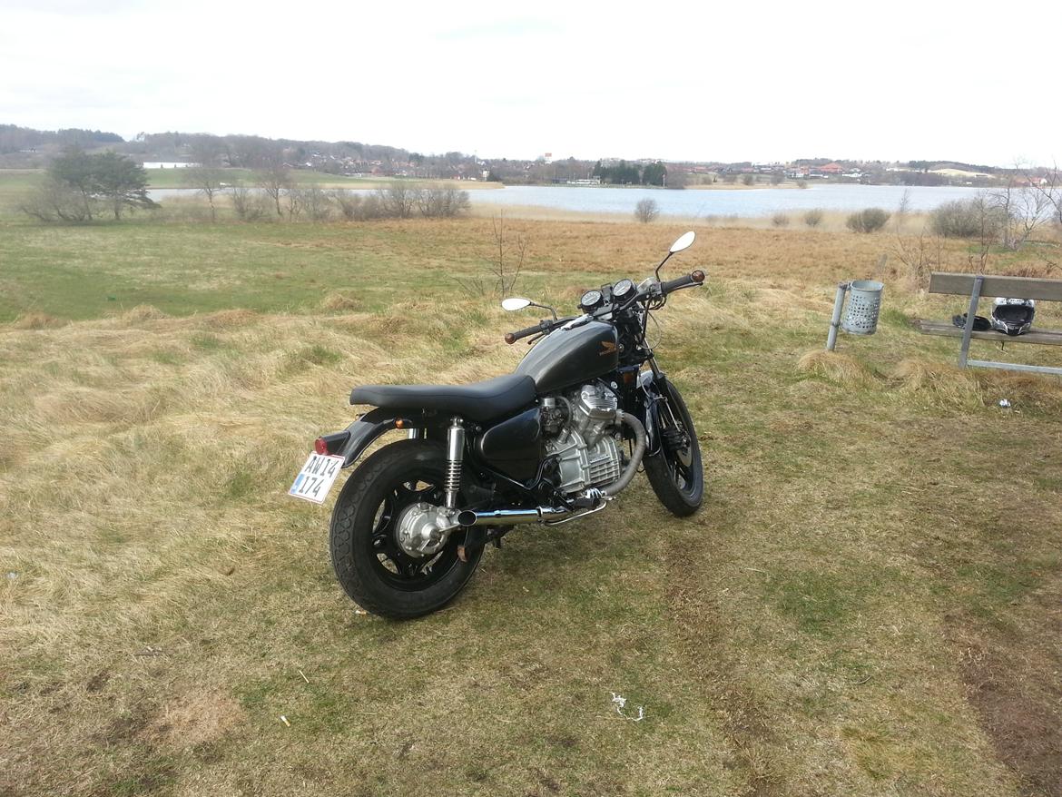 Honda CX 500 Custom "solgt" billede 3